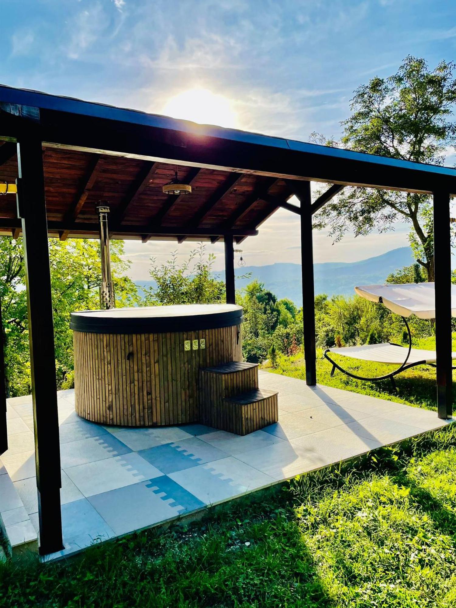 Pensiunea Piri Land Comarnic Ngoại thất bức ảnh