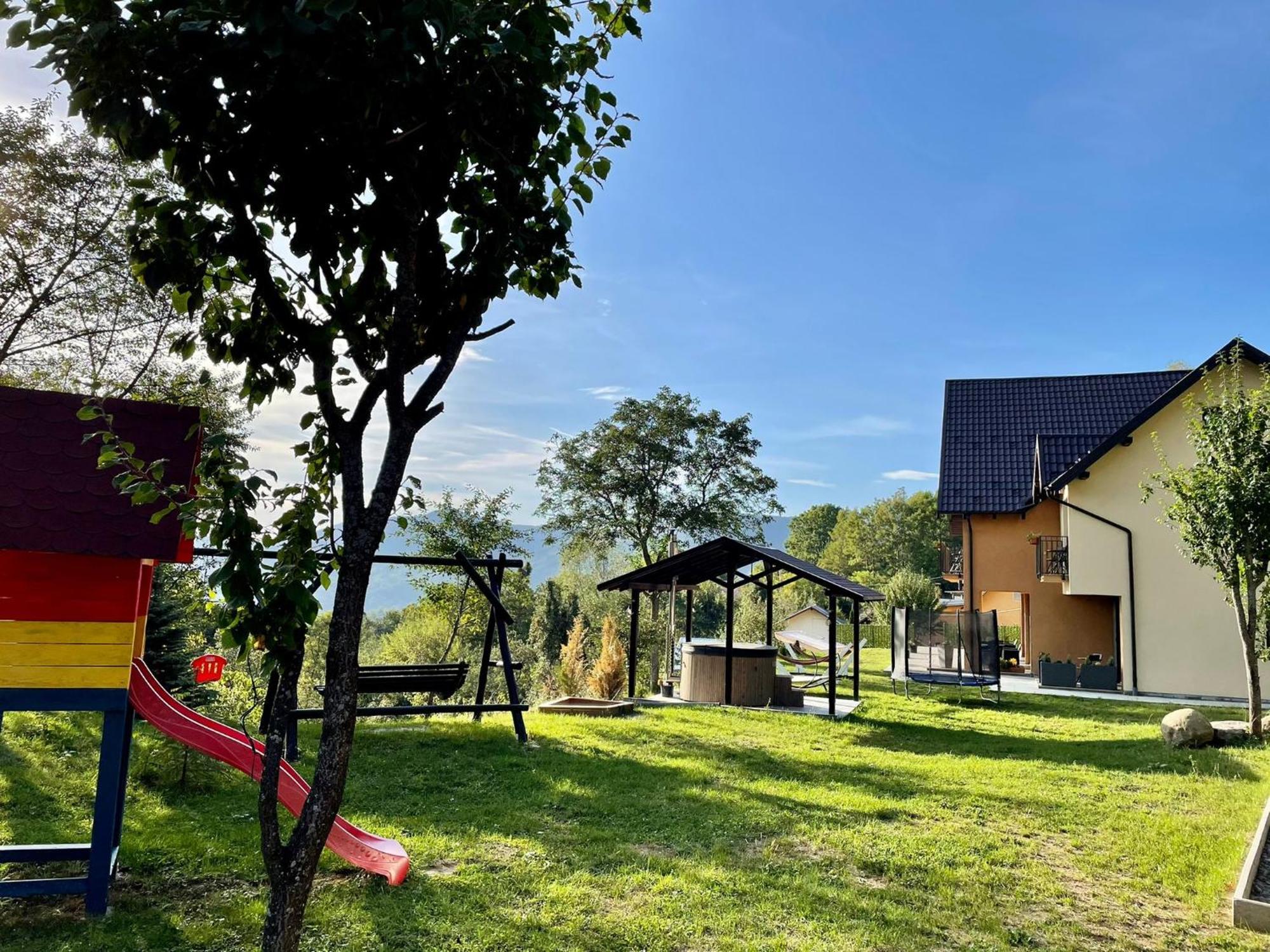 Pensiunea Piri Land Comarnic Ngoại thất bức ảnh